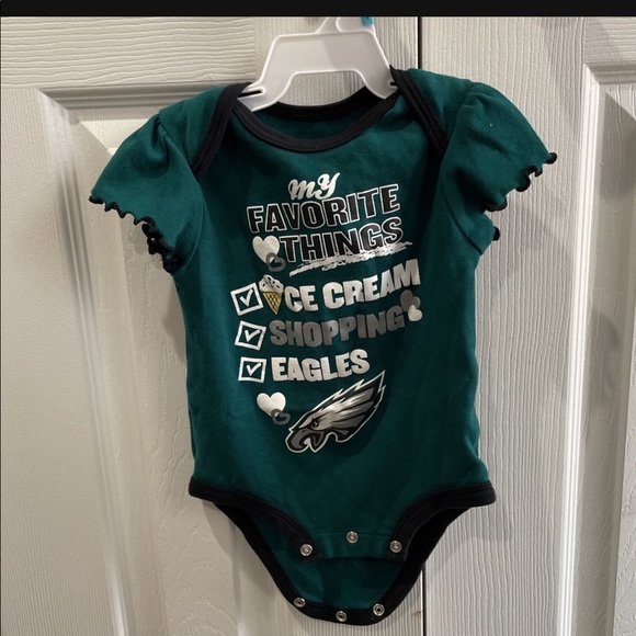 Philadelphia Eagles Onesie - Picture 1 of 1